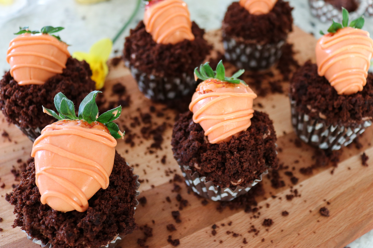 Carrot patch cupcakes
