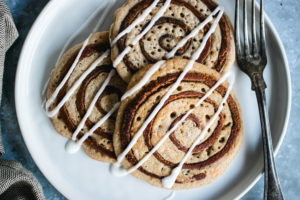 Vegan Cinnamon roll Pancakes