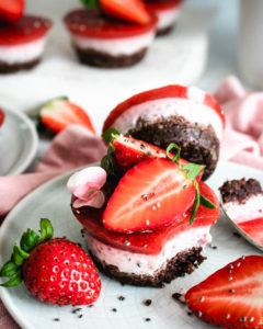 Strawberry Chia Cakes
