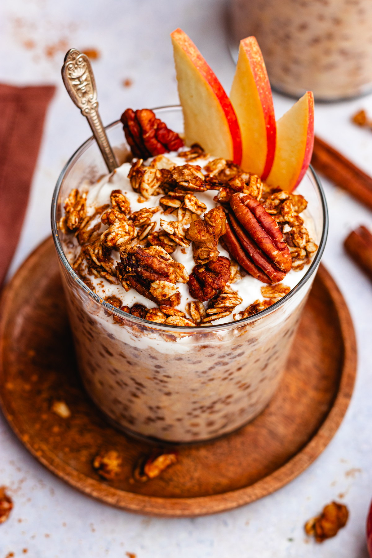 Applesauce overnight oats The Delicious plate