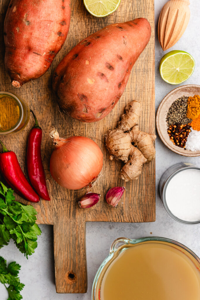 The ingredient needed for this Sweet potato, coconut and chilli soup. 