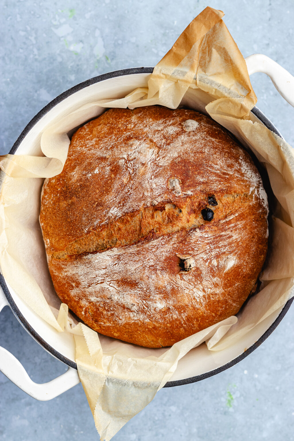 No Knead Cinnamon Raisin Bread The Delicious Plate