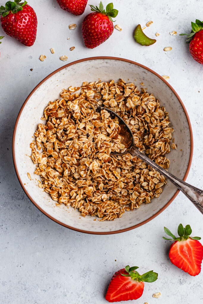 The mixed crumble topping in a small bowl.