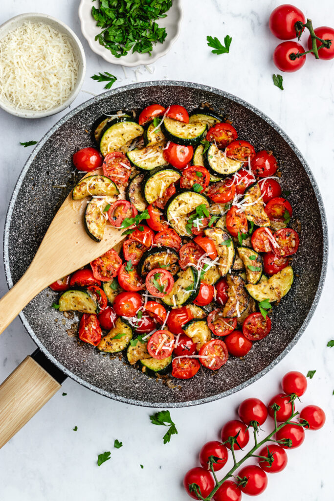 The finished dish in the frying pan.